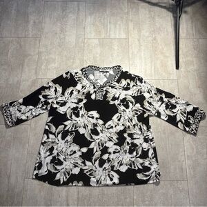 NWT Kasper Black & White Floral V-Neck 3/4 Sleeve Tunic Size 3X